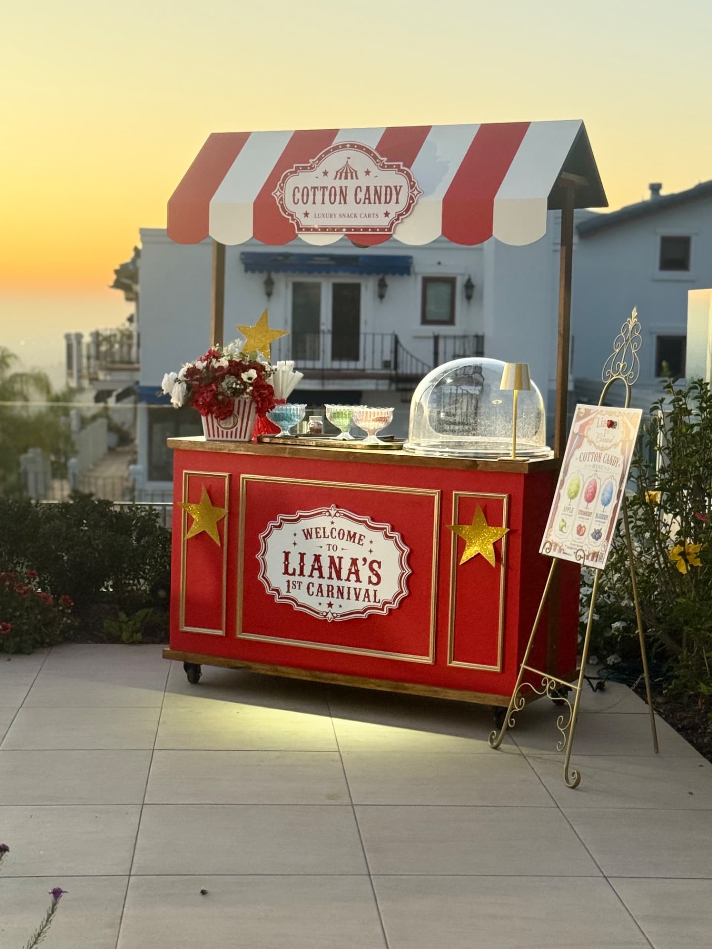 Los vecinos luxury snack carts